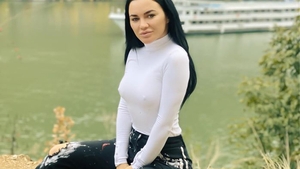 Carmen de la Sălciua este cunoscută de toată lumea, dar cum arată sora ei. Daniela cântă şi ea