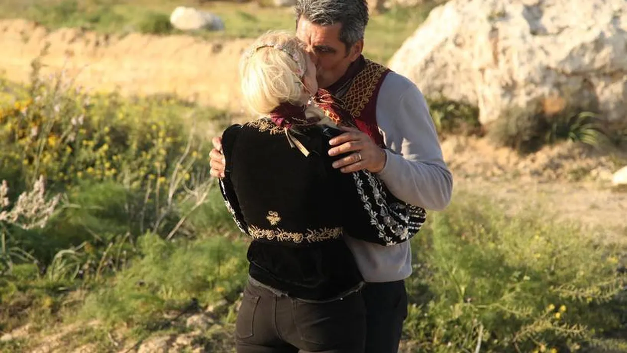 Care este de fapt adevărul despre sarcina MARIEI CONSTANTIN. Artista lucrează la...