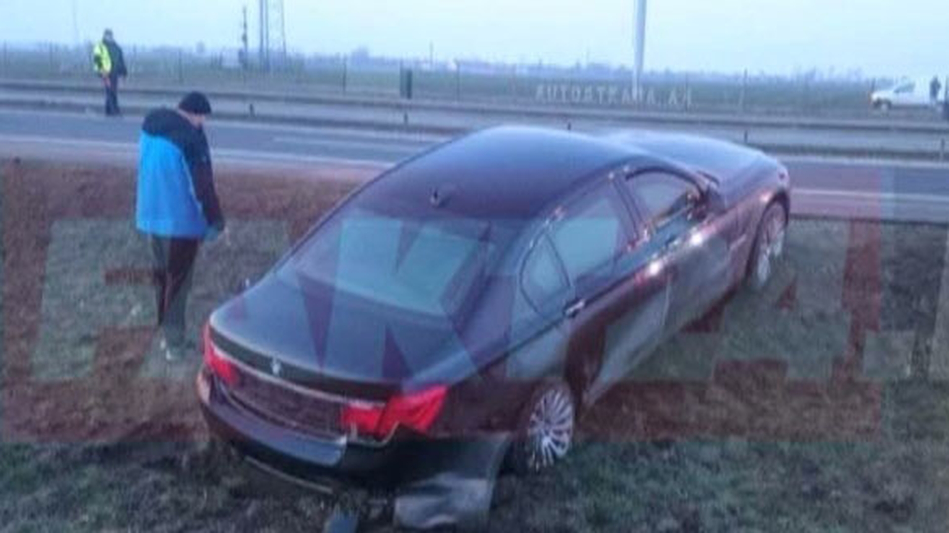 Limuzina a ajuns în şanţ. Preşedintele Poloniei, implicat într-un accident rutier