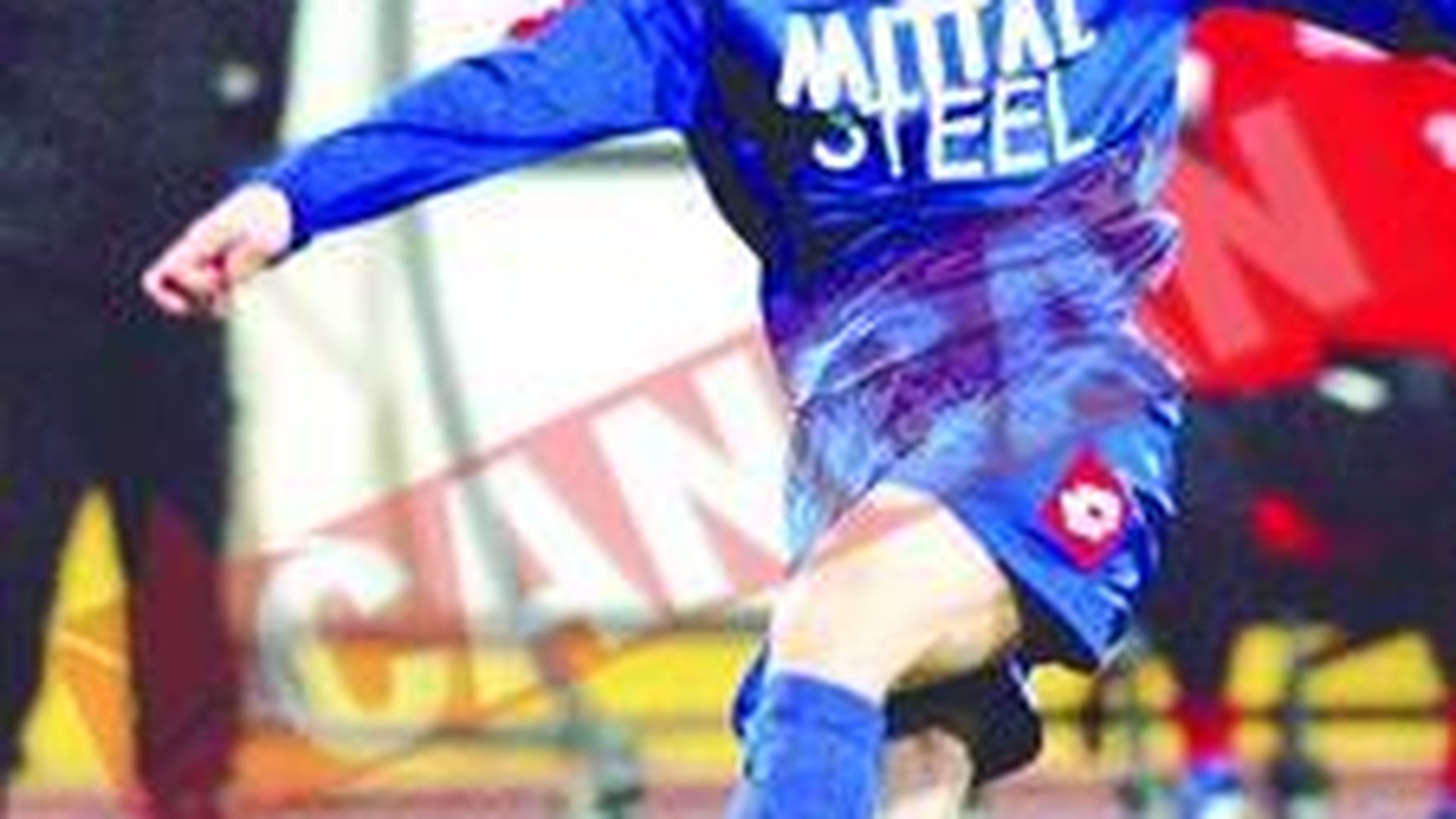 Teapa de 3.000 de dolari