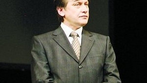 Antonescu a dat dispozitie directorului STS sa intrerupa linia speciala de la Basescu