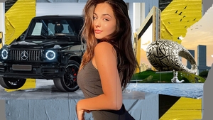Andreea Bostănică, în maaare dificultate: prinsă amoros între nepotul ex-președintelui din Uzbekistan și Gaddafi junior!  Unu-i cumpără Mercedes și casă, altul o ține pe Dubai!