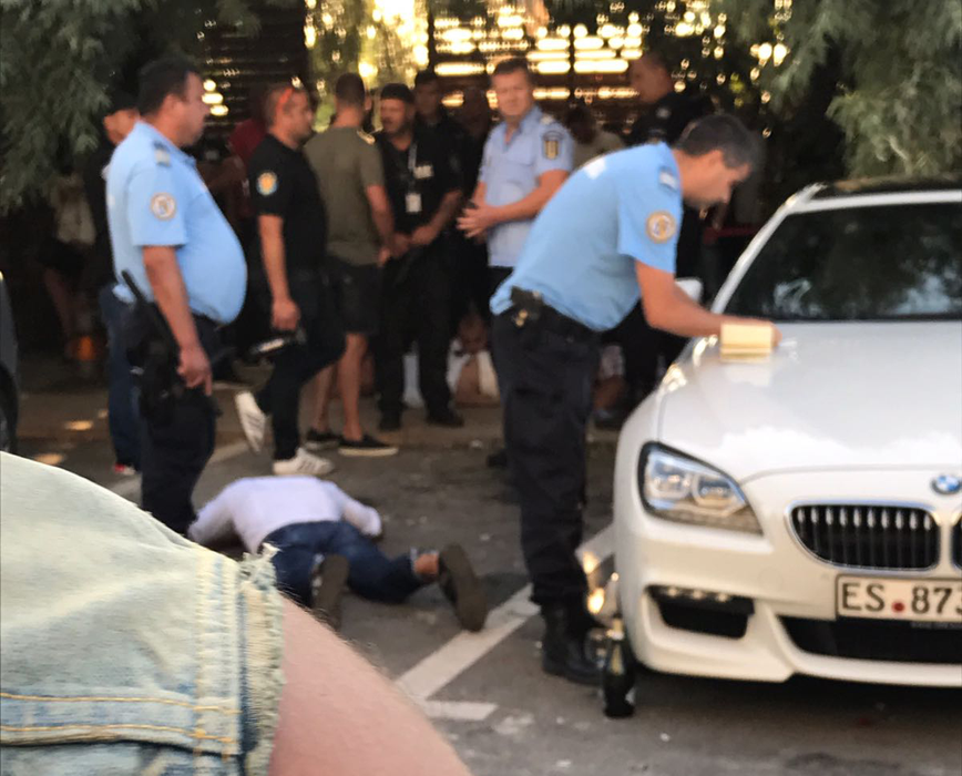 Bătaie cu cuţite între clanurile de interlopi, într-o parcare din nordul statiunii Mamaia!