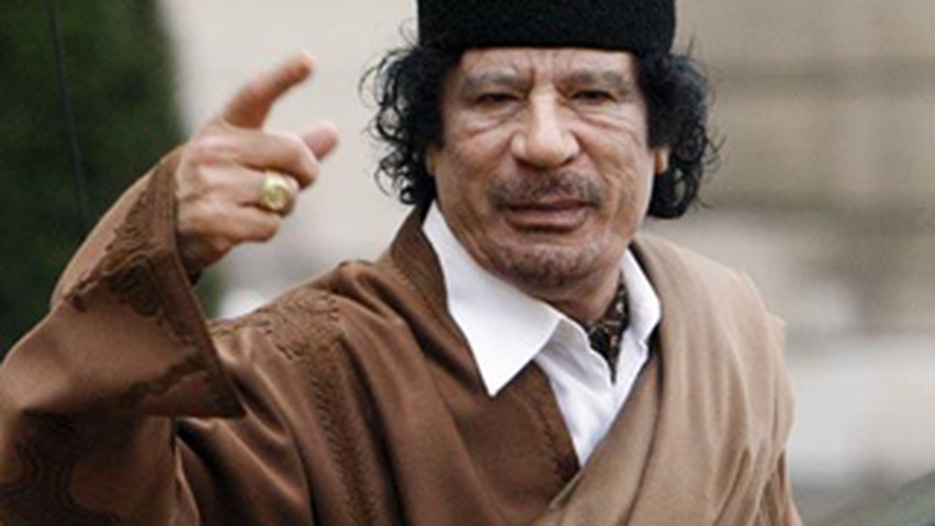 Gaddafi avertizeaza Parisul, Londra si ONU ca vor regreta orice interventie in Libia