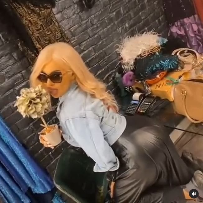 Așa ceva?! Cum a fost filmată Margherita de la Clejani în timpul scandalului monstruos provocat de fratele ei, Fulgy | VIDEO