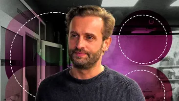 Cum arată casa lui Sorin Brotnei din Maramureș. Acoperișul e realizat într-un mod care nu se mai folosește în prezent