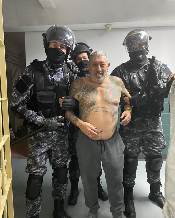 Serghei Mizil este șeful pușcăriei, în filmul "Visul", al lui Cătălin Saizescu