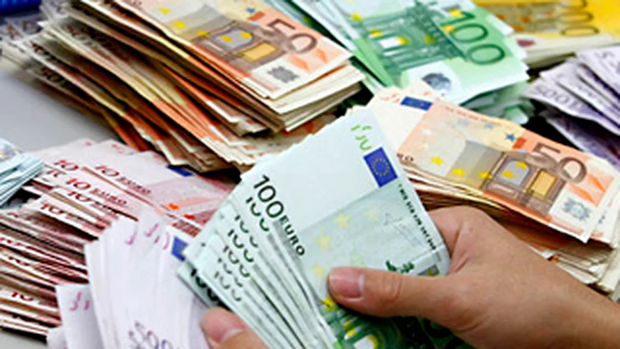 N-o sa-ti vina sa crezi, dar un bucurestean are salariul de 100.000 de euro pe luna! Vezi cine poate sa castige atatia bani!