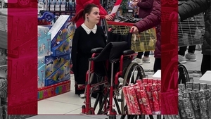 Lorelai Moșneguțu a intrat în "febra" pregătirilor pentru Crăciun: Cum am surprins-o pe câștigătoarea celui de-al șaptelea sezon „Românii au Talent”