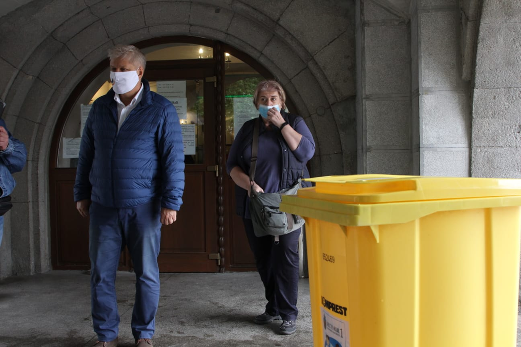 Primăria Sectorului 1 a achiziționat pubele speciale pentru deșeurile medicale. Acestea vor fi amplasate în școli și la intrarea în parcuri