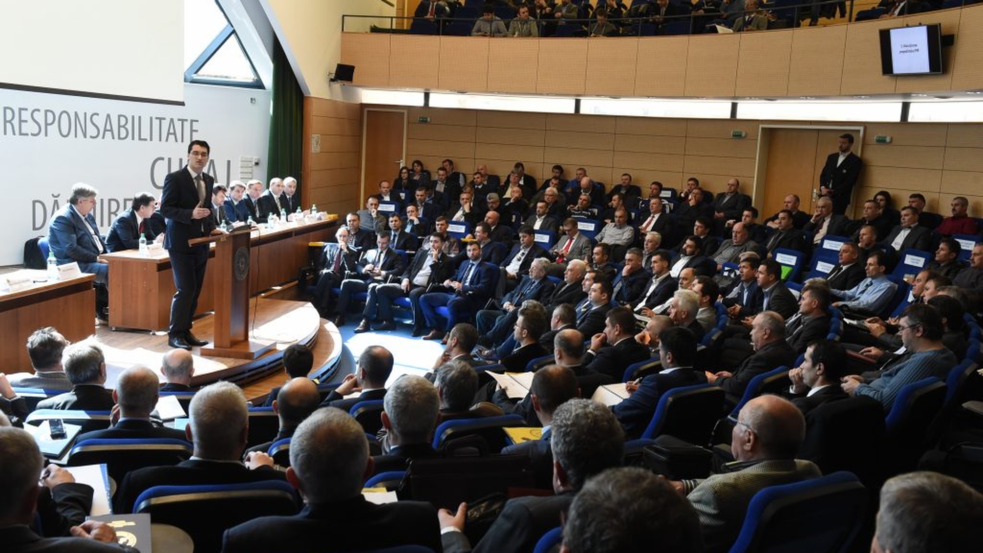Loialitate răsplătită de Burleanu cu noi mandate în Comitetul Executiv al FRF!