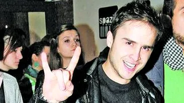 Poate sa dea de baut! Serban de la Animal X e tatic!