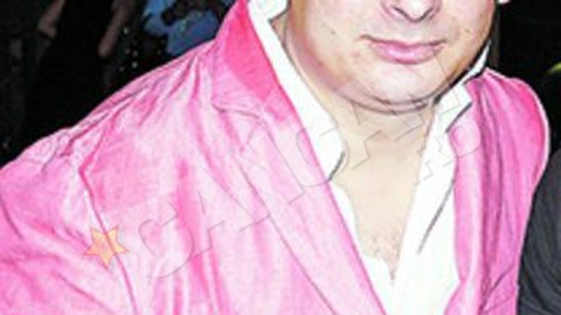 Manelistul s-a simtit ca-n filmul horror al lui Hitchcock. Liviu Guta, speriat de pasarele