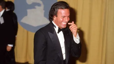 Acuzații grave la adresa celebrului Julio Iglesias. Două foste angajate îl acuză de abuz și comportament neadecvat