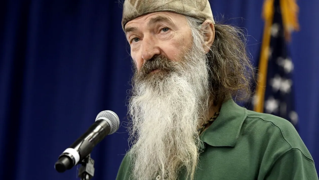 Vânătorul Phil Robertson, cunoscut pentru fondarea Duck Commander, a murit
