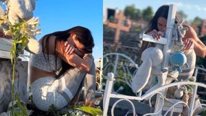 Ispita de la Insula Iubirii 2025, în lacrimi la mormântul fiului ei. Cristina Scarlevschi și-a pierdut băiețelul în urmă cu un an