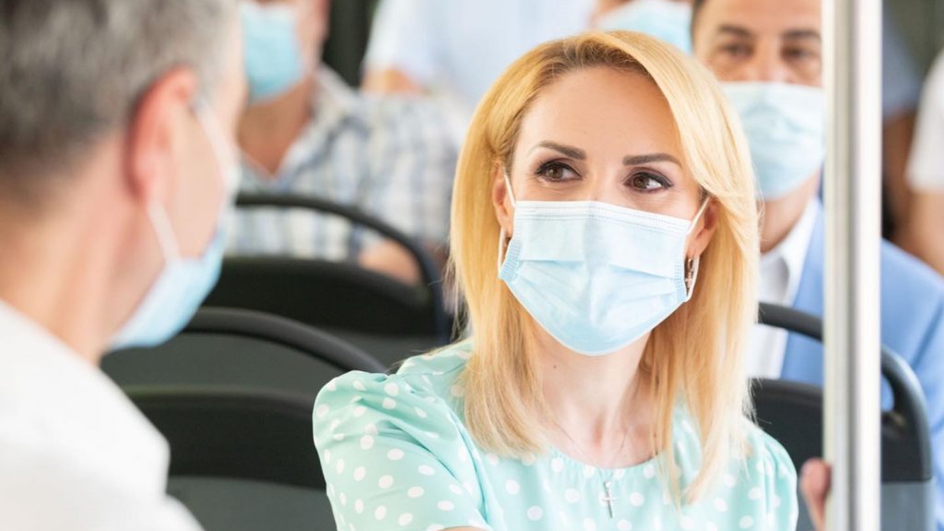 Cum se gândește Primăria Capitalei să ajute călătorii să circule mai ușor cu tramvaiul sau autobuzul. Gabriela Firea: „Este un proiect la care lucrăm de doi ani de zile”