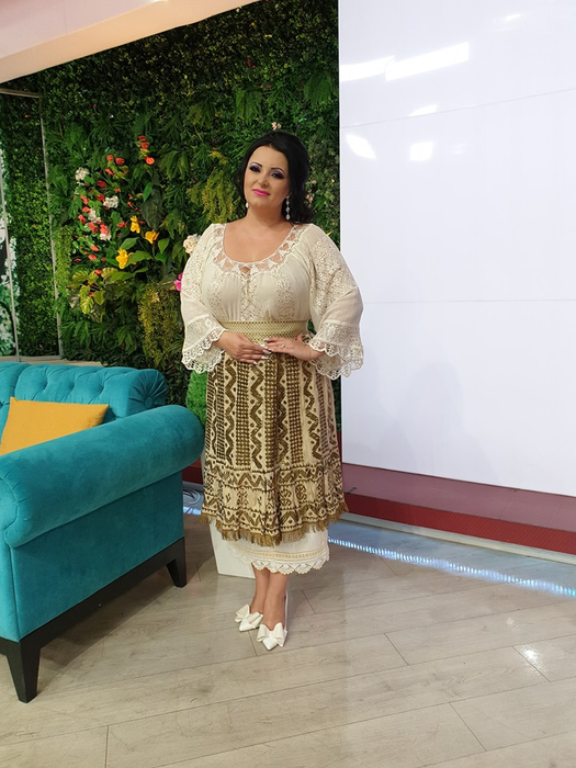 Silvana Rîciu și Nicușor Ioniță se căsătoresc civil. Primele poze cu artista în rochie de mireasă