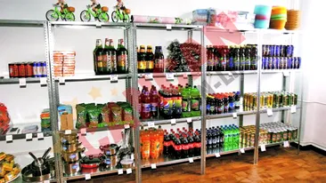 Pijamale, blugi si camasi confiscate, la pret de nimic