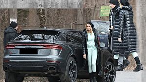 Și bogații pățesc chestii! Cristi Borcea și-a încurcat, în parcare, QR8-ul de 200.000 € și …