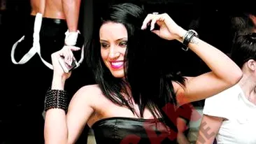 Adelina Pestritu a cerut la hotel camera cu plasma