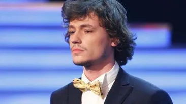 Ce show-uri nebune fac Ana Maria de la Vocea Romaniei si Krem de la Romanii au talent! Uite ce partenera de scena dezgolita au