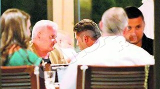 Irinel Columbeanu a dus-o pe Irina la ziua de nastere a unei prietene! A tinut-o langa el pana aproape de miezul noptii