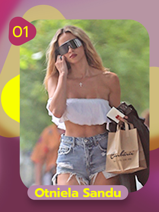 Ultimele imagini hot ale verii cu Antonia, Inna și Bianca Drăgușanu. Sună periculos, trage bluza mai…sus!