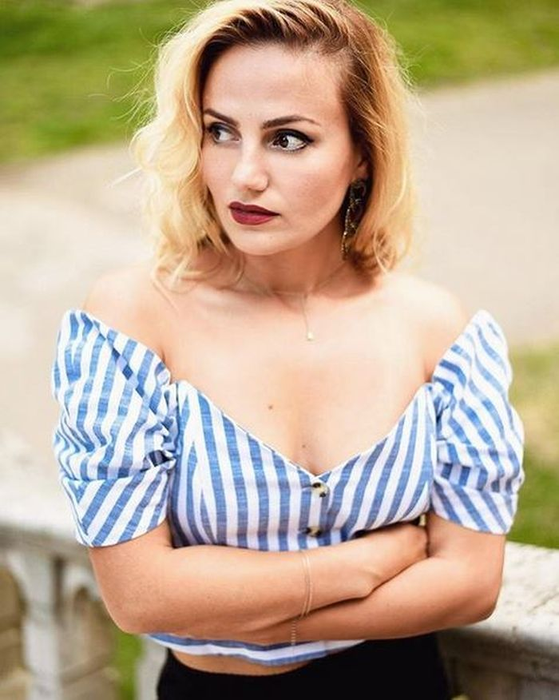 Cât s-a schimbat Selena, ex-Candy, la 14 ani de când s-a destrămat trupa. Cum își câștigă banii acum