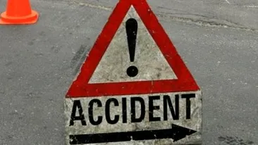 Un taximetrist beat a provocat un grav accident rutier in Bucuresti. Trei oameni au fost raniti