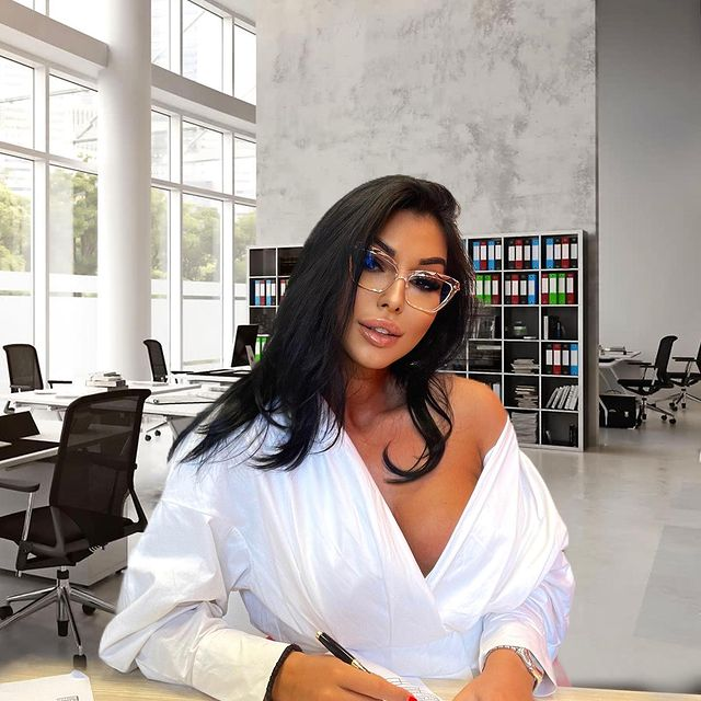 Roxana e o super-bunăciune