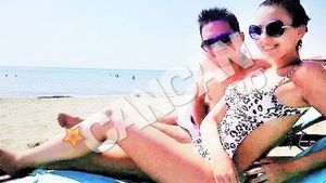 Cornelus si Alexandra Dinu lucreaza la un junior. Au facut plaja cand erau -15 grade in Bucuresti