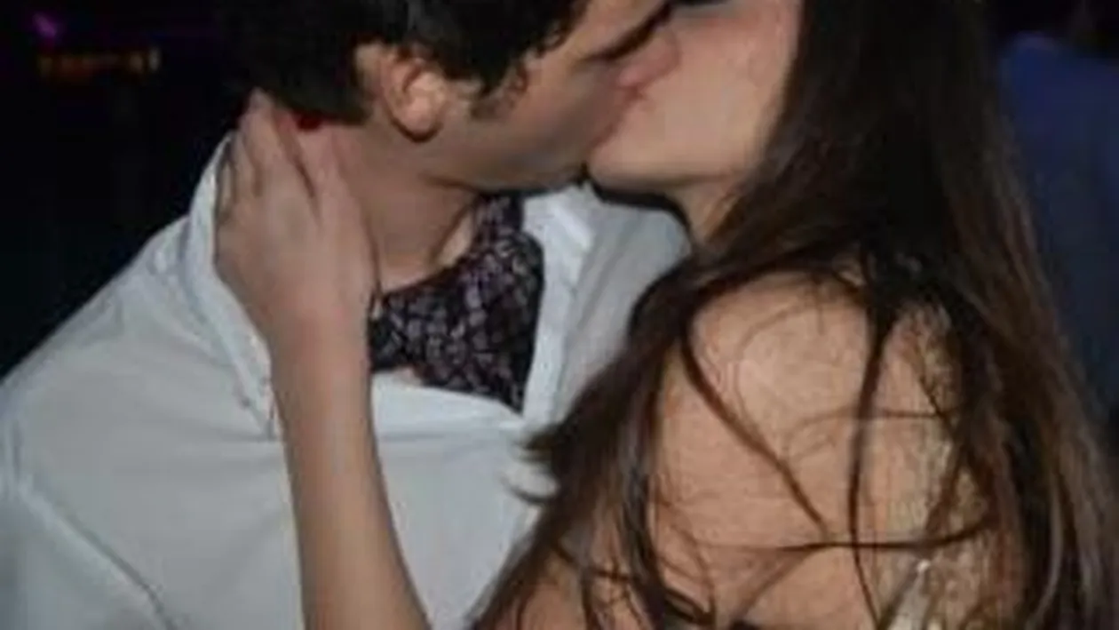 Fiica Danei Savuica radiaza de fericire! Julie se afiseaza cu iubitul ei peste tot!