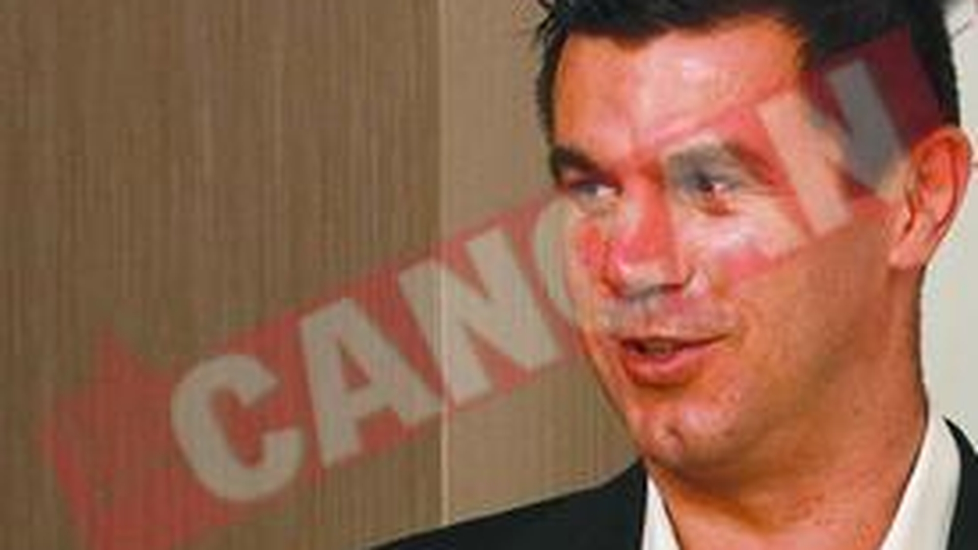 S-a lasat vrajita de Mihai Leu