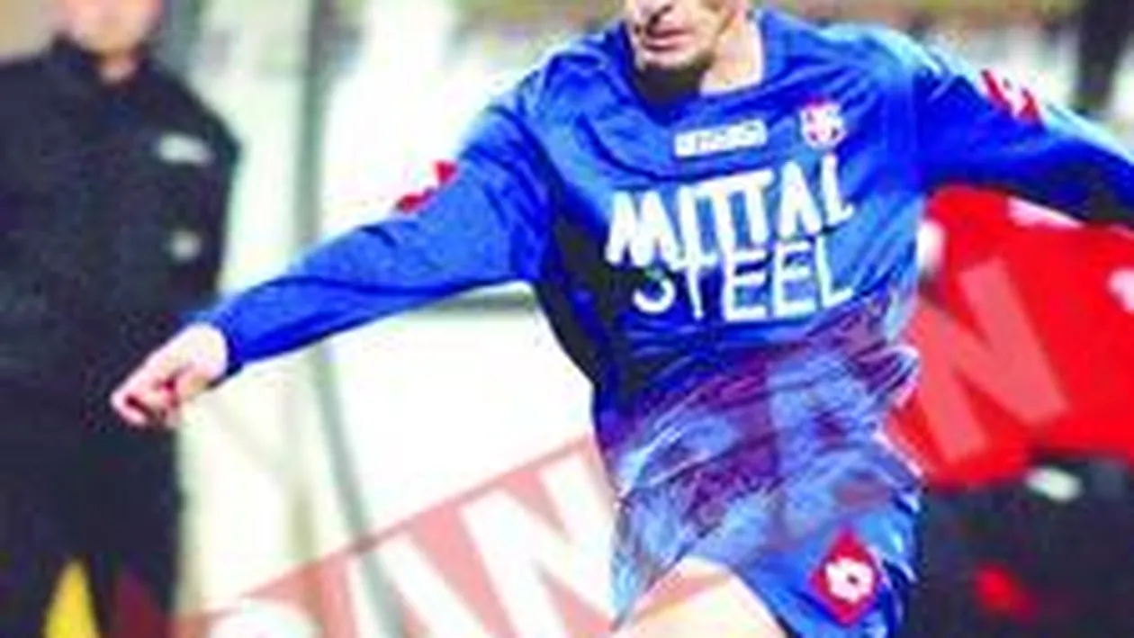 Teapa de 3.000 de dolari