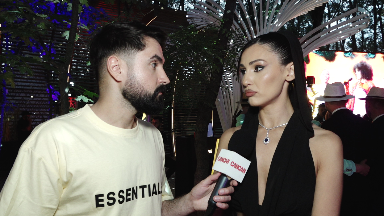 Alina Eremia: "Poți să te simți încrezătoare și într-un tricou basic. Contează cum te simți tu și cum îl porți tu!" (Foto: captură video)