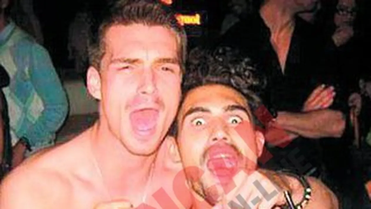 Bogdan Vladau are cont pe un site gay