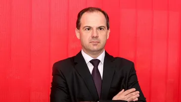 Primarul din Caracal, care a fugit cu secretara, şochează in cererea de divorţ: „Divorţez pentru că nevasta şi soacra mă bat!”