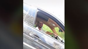 Ce a putut să-i zică un fan lui Dorian Popa!? Bărbatul l-a oprit special în trafic pe artist: ”Ne-ai zăpăcit…”