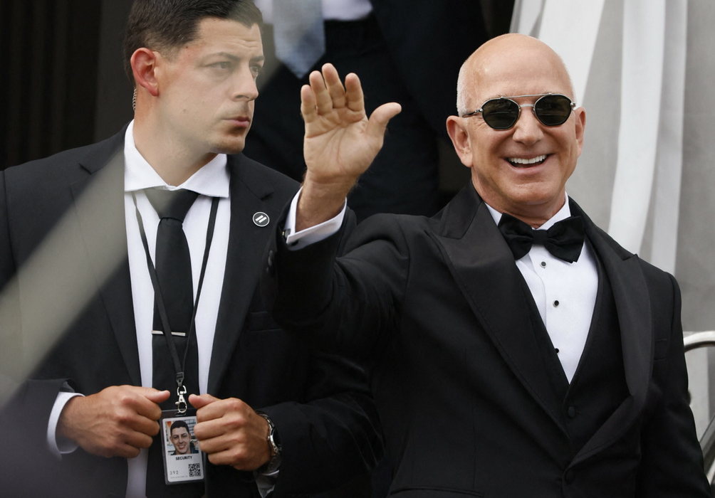 Jeff Bezos. sursă -  Hepta