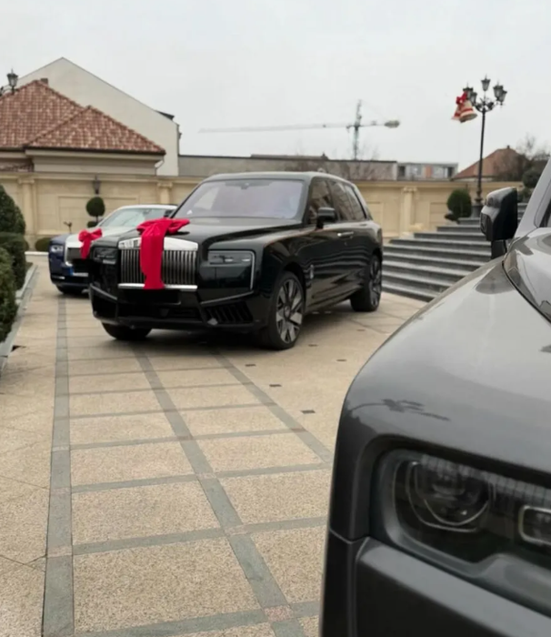 „Zestrea” din acte a mirelui Bugatti de la Timișoara! Firma care îi poartă numele are zero venituri și angajați, dar active de aproape 400.000 €