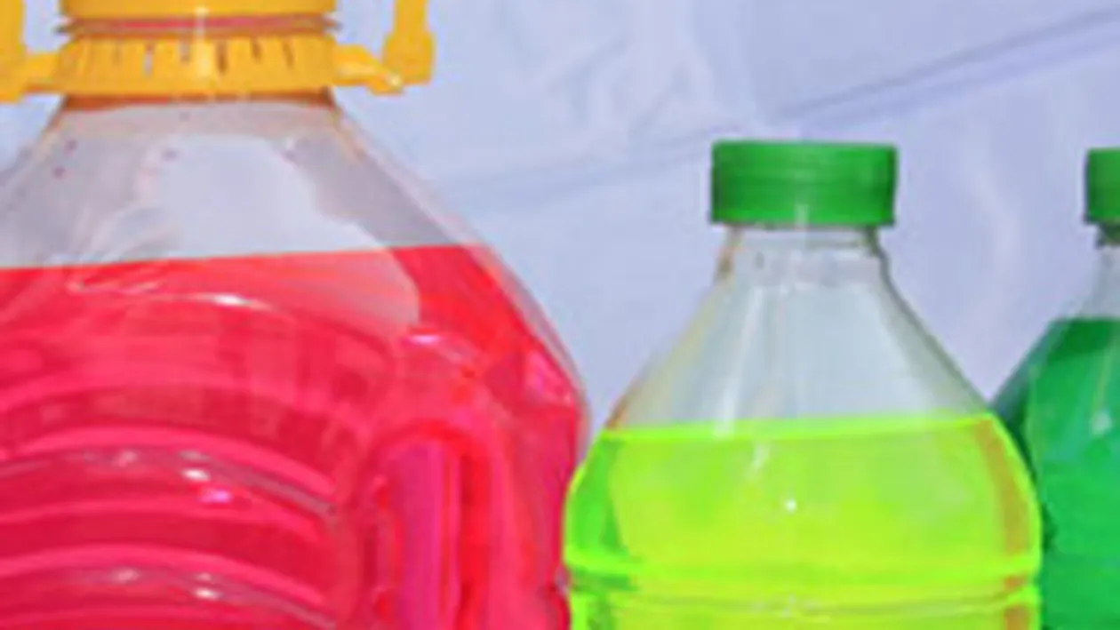 Un barbat din Slobozia s-a sinucis band trei litri de antigel!