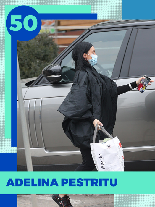 Antonia, Gina Pistol sau Delia, așa cum nu le-ați mai văzut! Topul finalului de an! Ele sunt sexy-gospodinele care nu au nevoie de ajutor