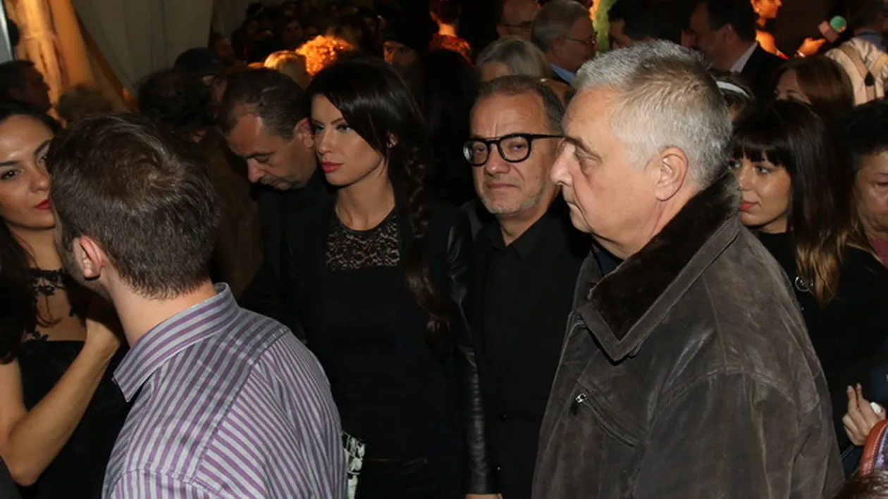 Are 34 de ani, dar arata de maximum 25! Vezi ce solista casatorita cu un milionar a reusit sa fenteze trecerea timpului