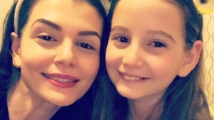 După o lună petrecută alături de Monica Gabor, fiica ei s-a întors la tată! Prima imagine cu Irina şi Irinel Columbeanu după revedere