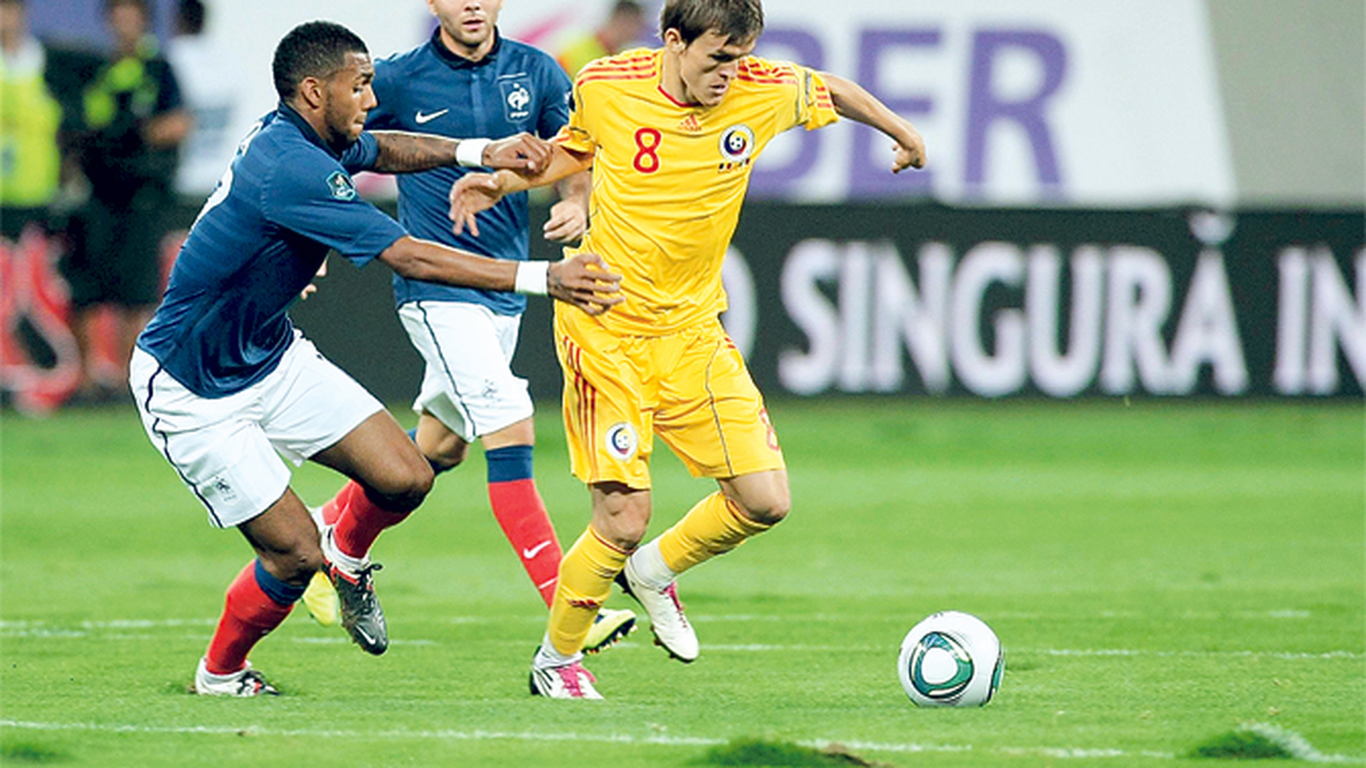 Romania a dat-o la pace cu Franta! S-au rupt in brazdele de pe National Arena