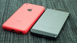 Cea mai buna veste pentru fanii iPhone! S-a lansat cea mai ieftina versiune posibila! Afla cat costa
