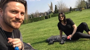 GABRIELA CRISTEA şi TAVI CLONDA, cei mai fericiţi viitori părinţi! Cum s-au fotografiat