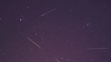 Eveniment astronomic special, în România. Sateliții Starlink vor putea fi văzuți vineri noaptea. VIDEO