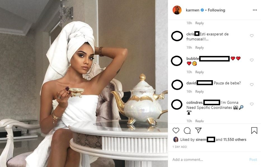 Karmen, fotografiată într-un prosop de baie alb în timp ce savura un ceai © Instagram